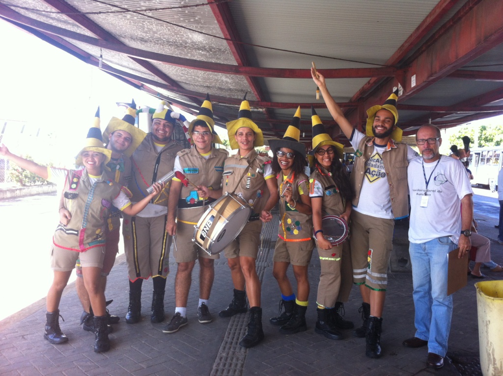 Ação de educação para o trânsito no Terminal Zona Sul conta com serviço da Ouvidoria - SMTT Aracaju